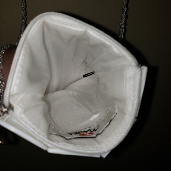 Handmade mother of pearl shoulder Mod by Design - Picture 4 of 7